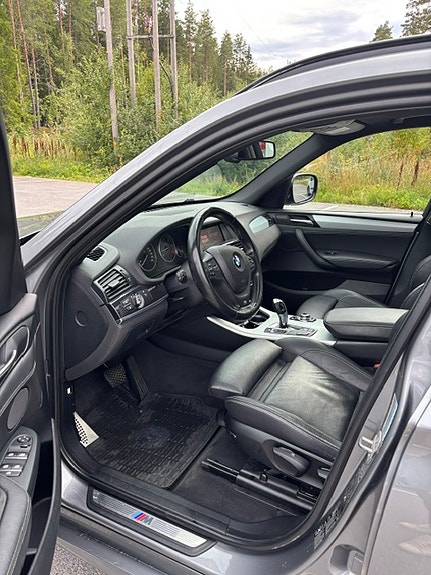 BMW X3 4 of 9