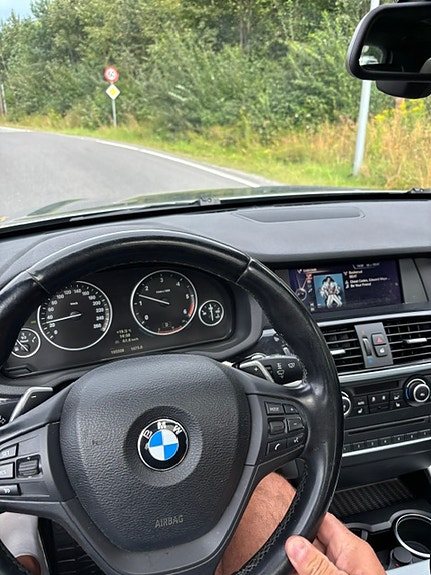 BMW X3 5 of 9