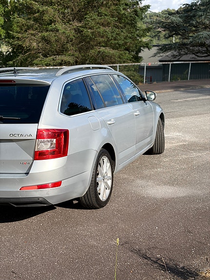 Skoda Octavia 4 of 5