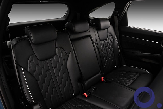 Kia Sorento 12 of 30