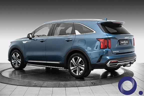 Kia Sorento 3 of 5