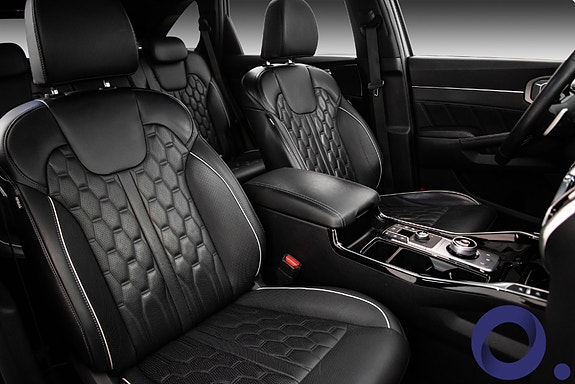 Kia Sorento 11 of 30