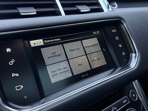 Land Rover Range Rover Sport 22 of 30