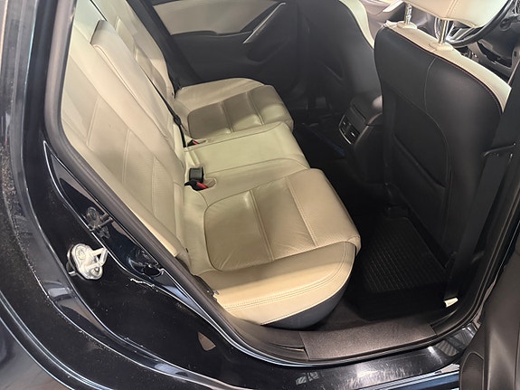 Mazda 6 9 of 17