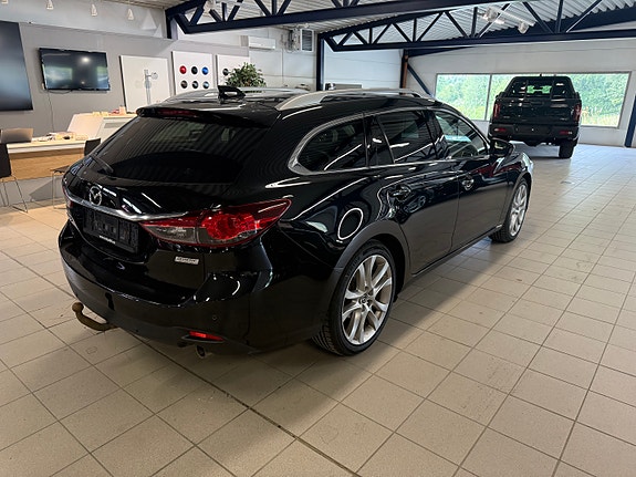 Mazda 6 2 of 5