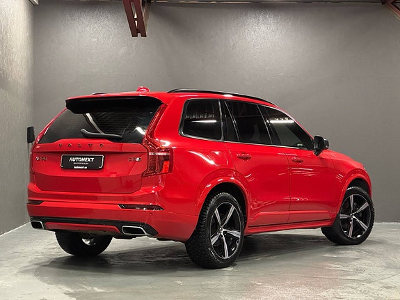 Volvo XC90 4 of 5