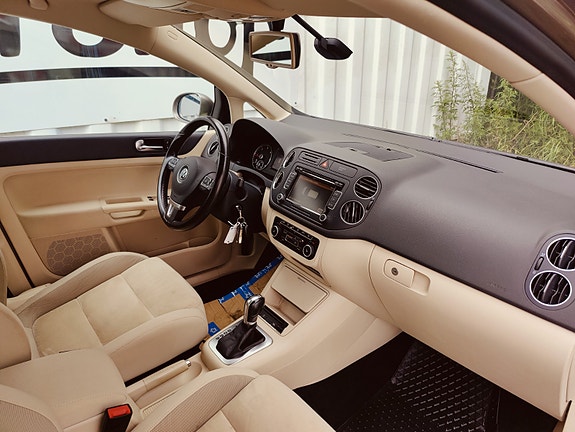 Volkswagen Golf Plus 11 of 30