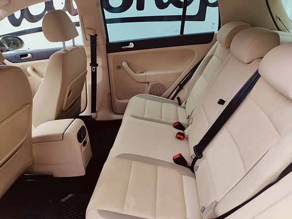 Volkswagen Golf Plus 29 of 30