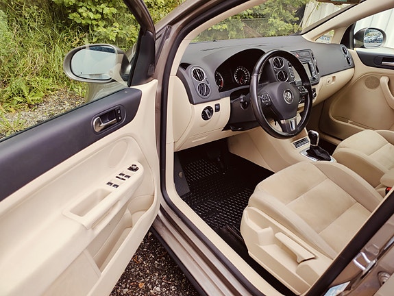 Volkswagen Golf Plus 14 of 30