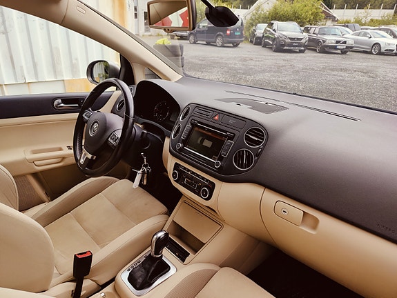 Volkswagen Golf Plus 19 of 30