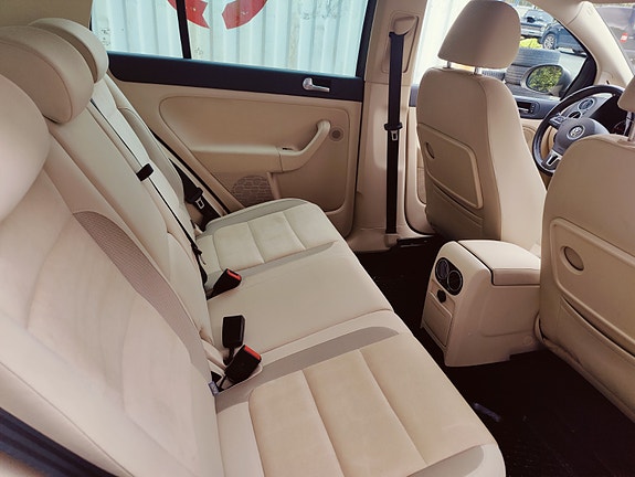 Volkswagen Golf Plus 24 of 30