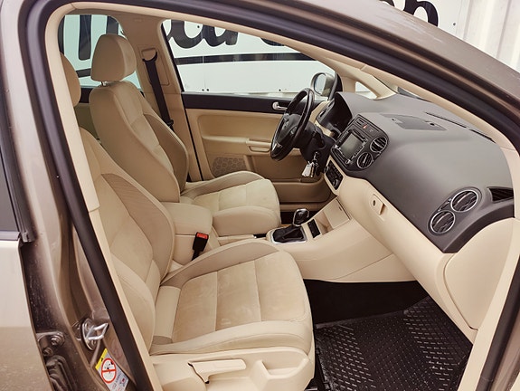 Volkswagen Golf Plus 12 of 30