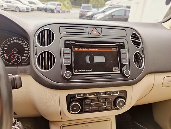 Volkswagen Golf Plus 16 of 30
