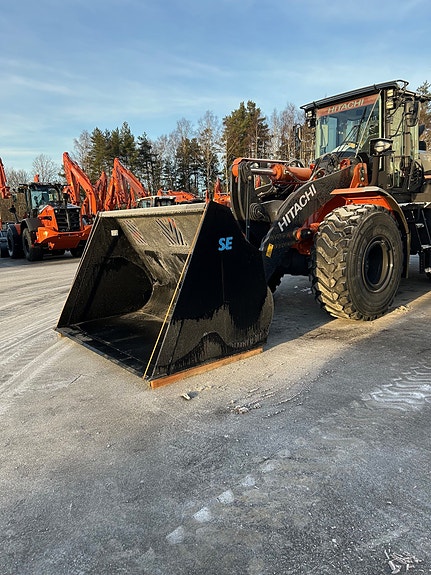 Hitachi Lettmateriellskuffer 2750mm BM feste 3 of 3