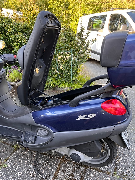 Piaggio X9 125 7 of 8