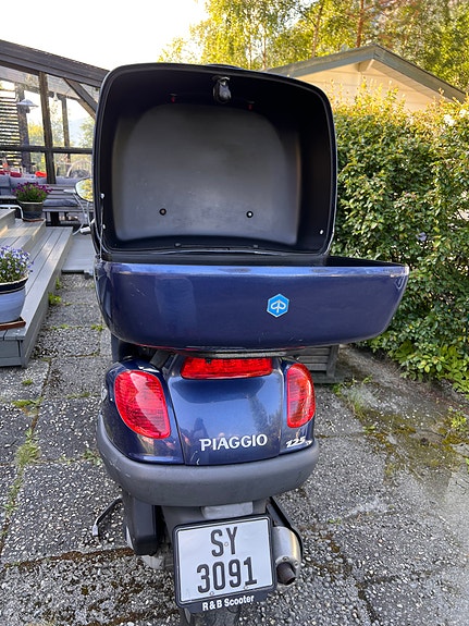 Piaggio X9 125 6 of 8