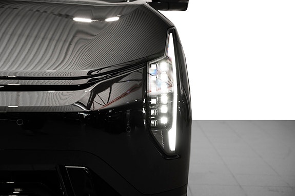 Kia EV4 4 of 30