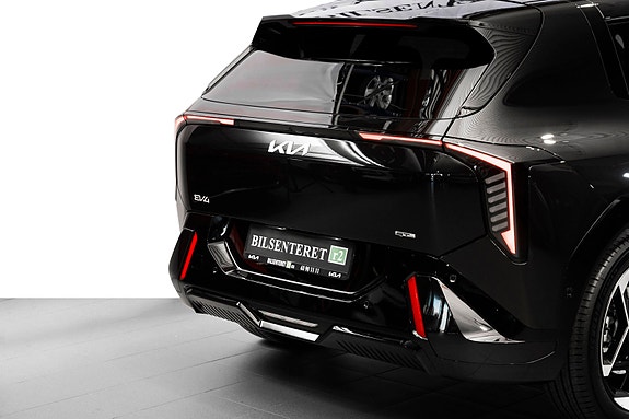 Kia EV4 5 of 30