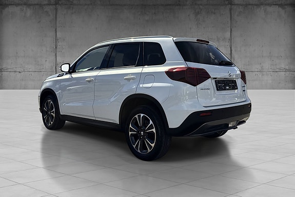 Suzuki Vitara 8 of 26