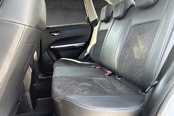 Suzuki Vitara 17 of 26