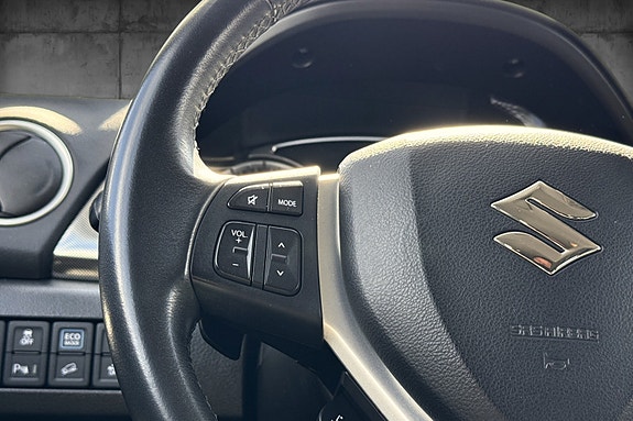 Suzuki Vitara 13 of 26