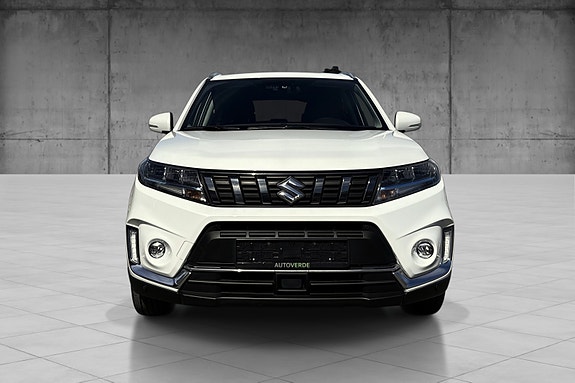 Suzuki Vitara 3 of 26