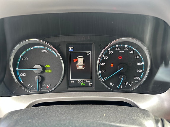 Toyota RAV4 10 of 24