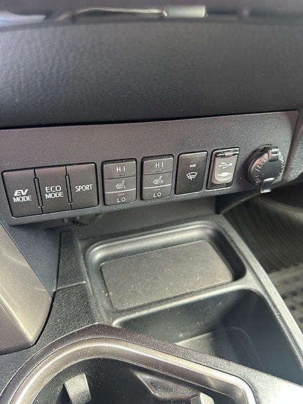 Toyota RAV4 16 of 24
