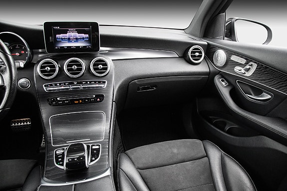 Mercedes-Benz GLC220 d 18 of 28