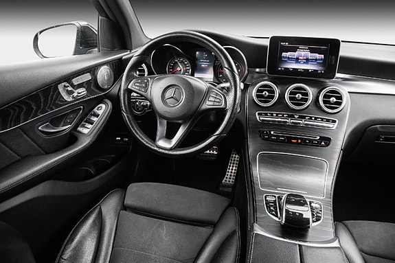 Mercedes-Benz GLC220 d 23 of 28