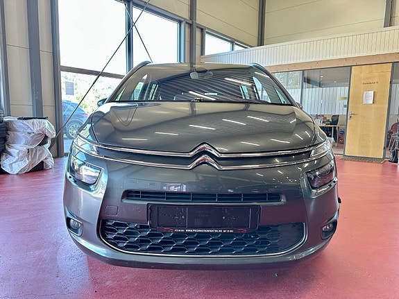 Citroen Grand C4 Picasso 2 of 5