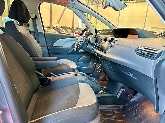 Citroen Grand C4 Picasso 12 of 30