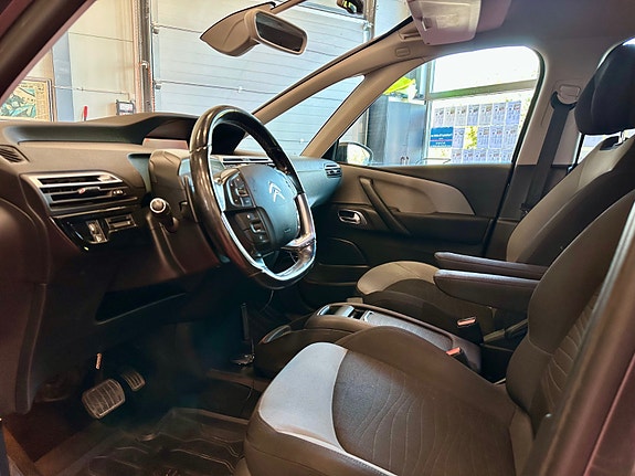 Citroen Grand C4 Picasso 9 of 30