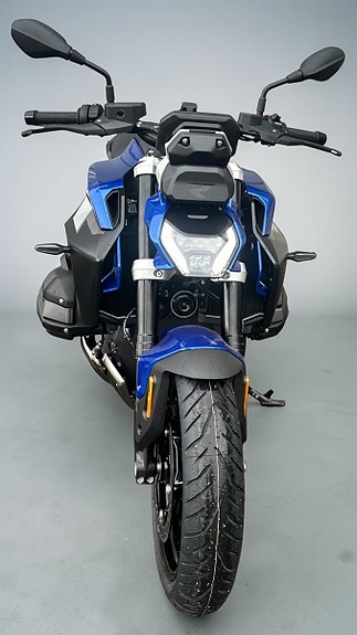 BMW R 1300 R 5 of 5