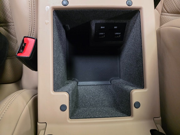 Porsche Macan 30 of 30