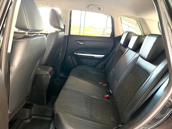Suzuki Vitara 15 of 17