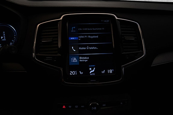 Volvo XC90 17 of 30