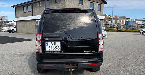 Land Rover Discovery 4 4 of 5