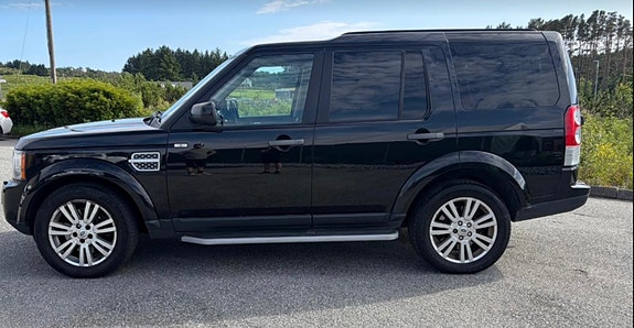 Land Rover Discovery 4 2 of 5