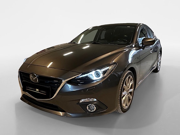 Mazda 3 3 of 5