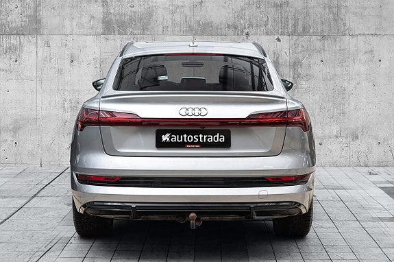 Audi e-tron Sportback 7 of 30