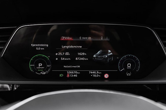 Audi e-tron Sportback 17 of 30