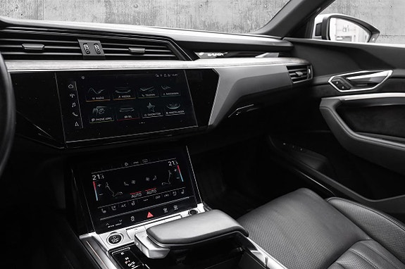 Audi e-tron Sportback 20 of 30