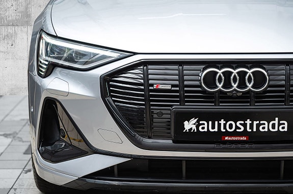 Audi e-tron Sportback 4 of 30