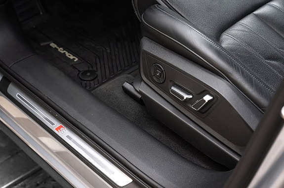 Audi e-tron Sportback 24 of 30