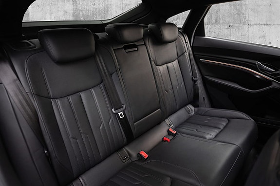 Audi e-tron Sportback 30 of 30