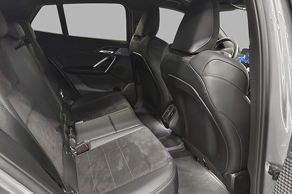 BMW iX2 22 of 26