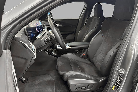 BMW iX2 18 of 26