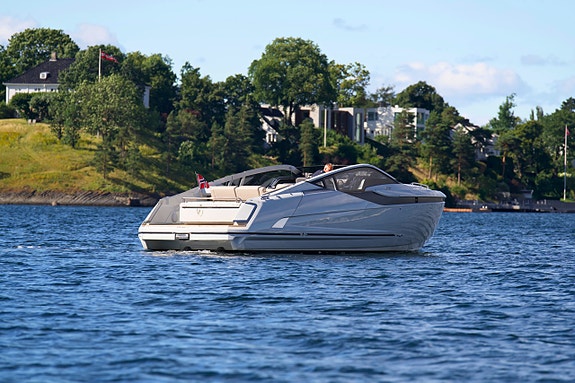Prisgunstig Fairline F//Line 33 Nå inkl. årets vinteropplag! 11 of 30
