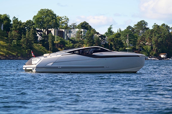 Prisgunstig Fairline F//Line 33 Nå inkl. årets vinteropplag! 12 of 30